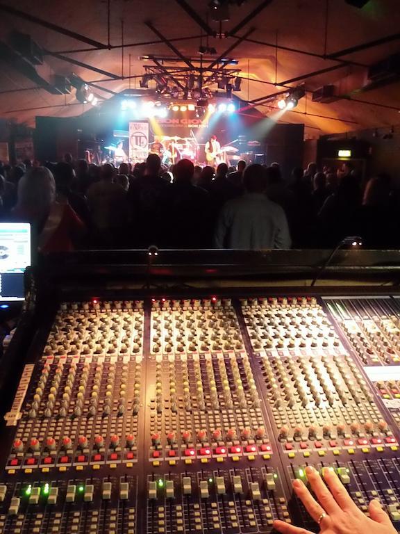The Robin 2 Hotel Wolverhampton Buitenkant foto